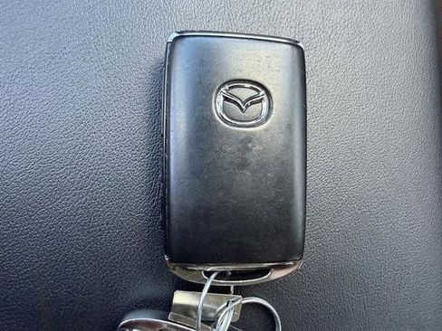 Used 2024 MAZDA MAZDA3 s image 30
