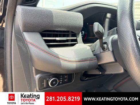 Used 2025 Ford Explorer ST-Line AWD/4WD image 13