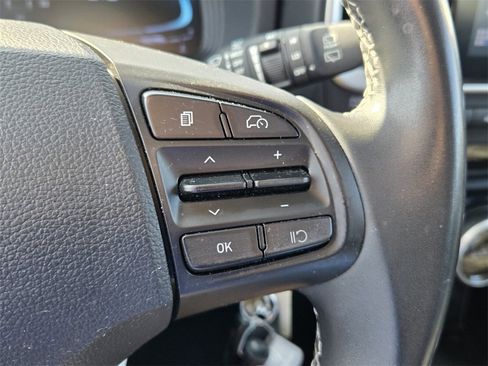 Certified 2023 Hyundai Venue SEL w/ Cargo Package image 23