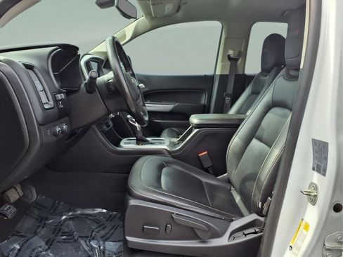 Certified 2022 Chevrolet Colorado ZR2 w/ ZR2 Dusk Special Edition AWD/4WD image 9