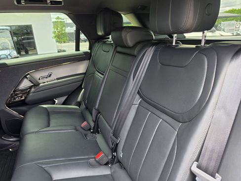 Used 2025 Land Rover Range Rover Sport Dynamic SE AWD/4WD image 25