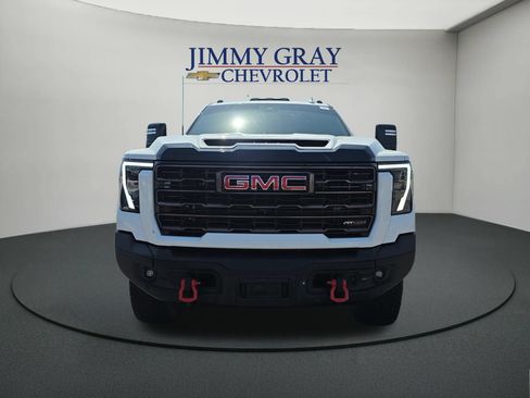 Used 2024 GMC Sierra 2500 AT4X w/ AT4X AEV Edition AWD/4WD image 8