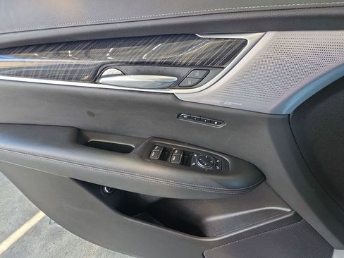 Certified 2024 Cadillac XT6 Premium Luxury w/ LPO, Floor Liner Package image 24