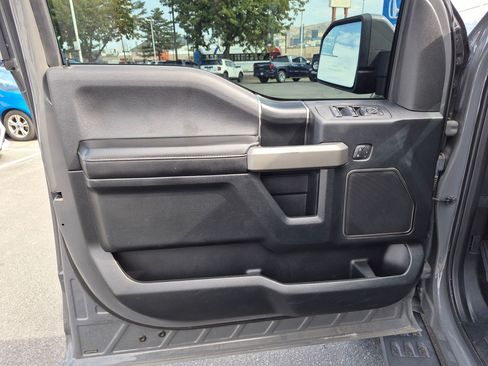 Used 2018 Ford F150 Raptor w/ Equipment Group 802A Luxury AWD/4WD image 14