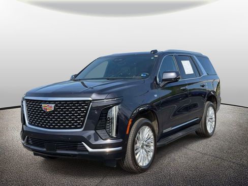 Certified 2025 Cadillac Escalade Premium Luxury AWD/4WD image 7