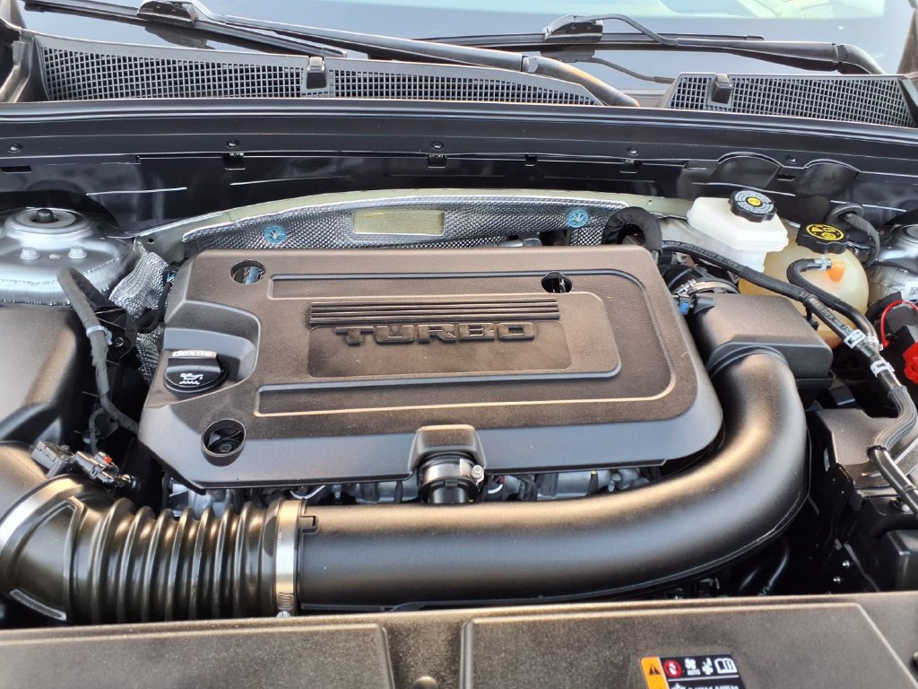 Used 2023 Buick Envision Avenir AWD/4WD image 16