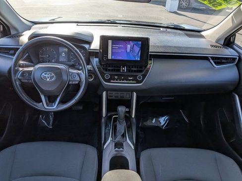 Used 2023 Toyota Corolla Cross LE AWD/4WD image 15