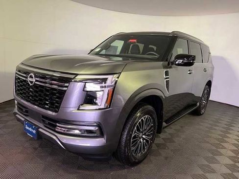 New 2025 Nissan Armada SL image 3