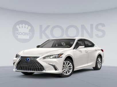 Used 2022 Lexus ES 300h w/ Premium Package