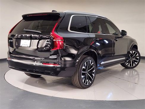 New 2026 Volvo XC90 B6 Plus w/ Protection Package Premier image 2
