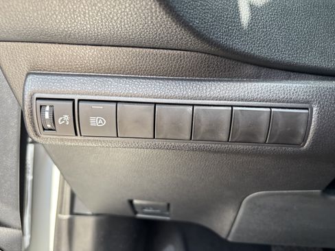 Used 2026 Toyota Corolla LE FWD image 20