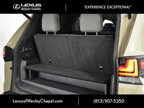 Used 2025 Lexus LX 700h Overtrail image 11