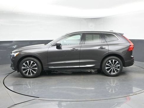 Used 2023 Volvo XC60 B5 Plus w/ Climate Package AWD/4WD image 6