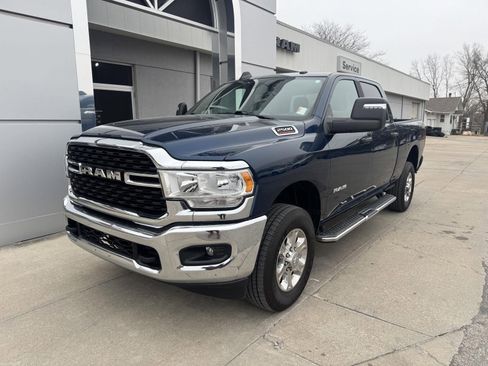 Used 2024 RAM 2500 Big Horn w/ Bed Utility Group image 2