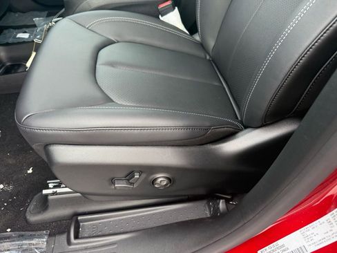 New 2026 Chrysler Pacifica Select image 18