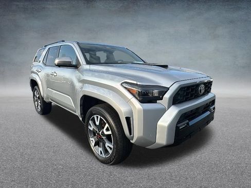 Used 2025 Toyota 4Runner TRD Sport Premium AWD/4WD image 3