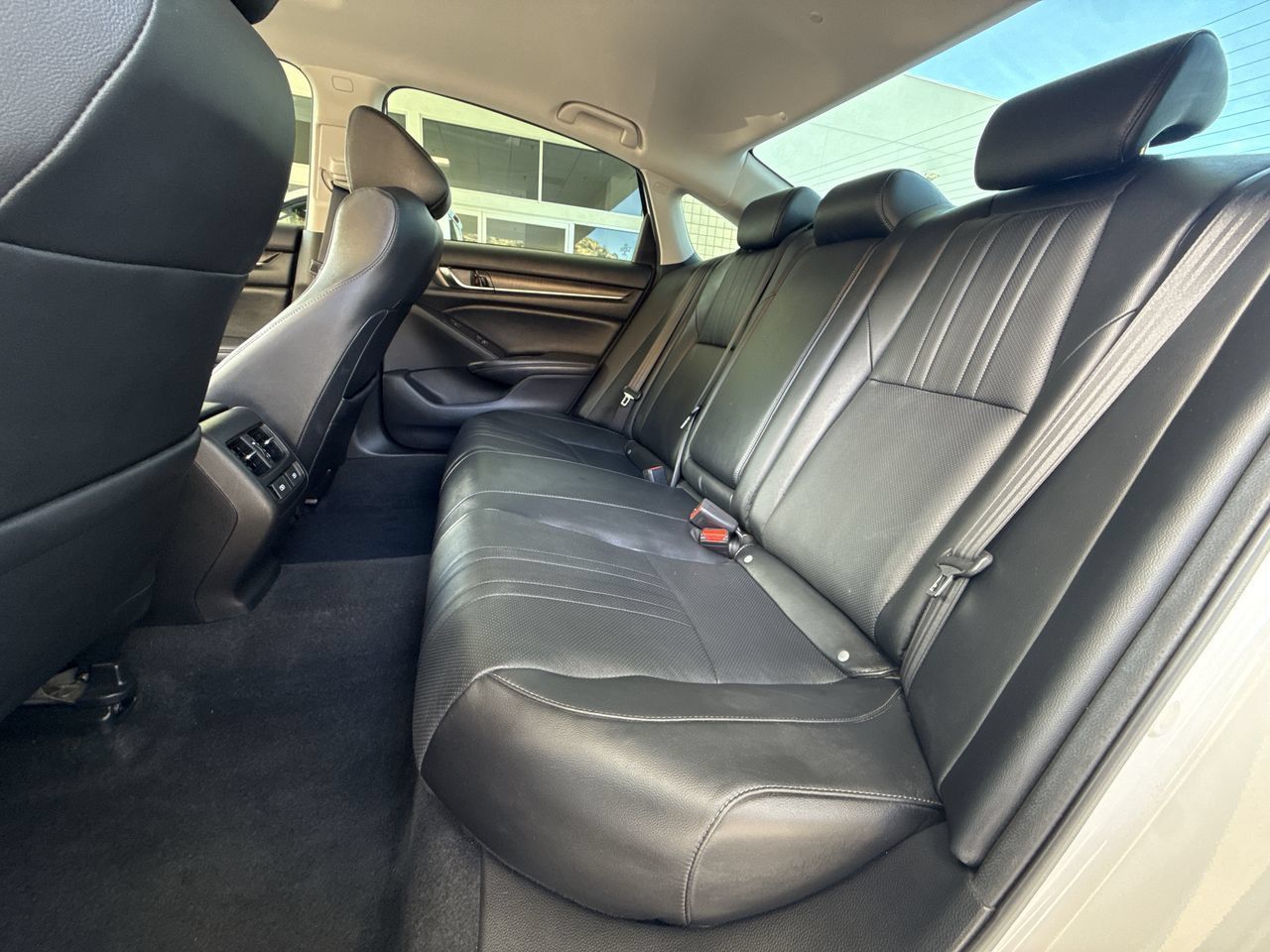 Used 2021 Honda Accord Touring image 26