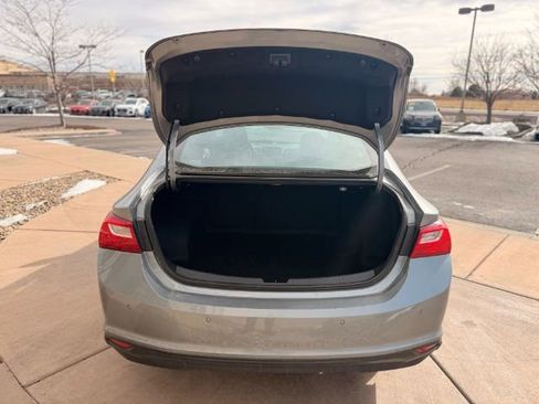 Used 2025 Chevrolet Malibu LT FWD image 7