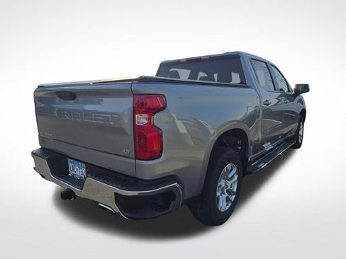 Used 2024 Chevrolet Silverado 1500 LT w/ Z71 Off-Road Package AWD/4WD image 3