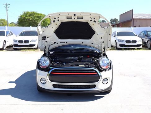 Used 2016 MINI Cooper 2-Door Hardtop image 30