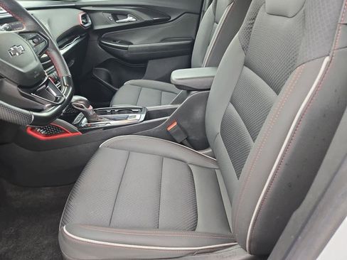 Used 2022 Chevrolet TrailBlazer RS image 16