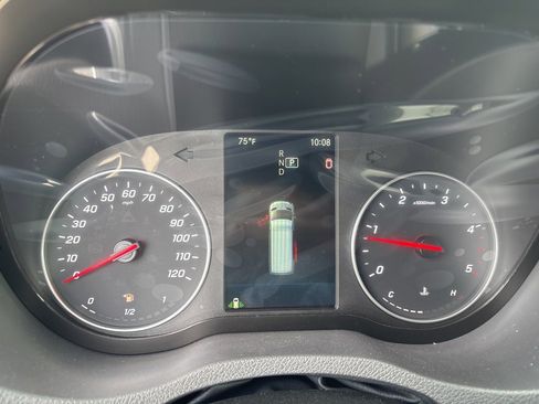 Used 2024 Mercedes-Benz Sprinter 2500 image 36