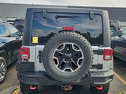 Used 2014 Jeep Wrangler Unlimited Rubicon AWD/4WD image 13