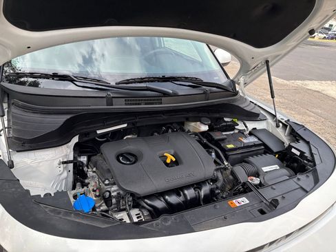 Used 2025 Kia Soul LX w/ LX Technology Package image 27