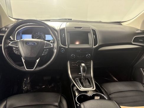 Used 2018 Ford Edge SEL w/ Equipment Group 201A AWD/4WD image 14