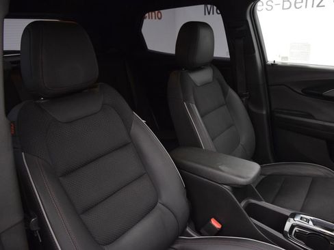 Used 2023 Chevrolet TrailBlazer RS w/ Convenience Package image 17