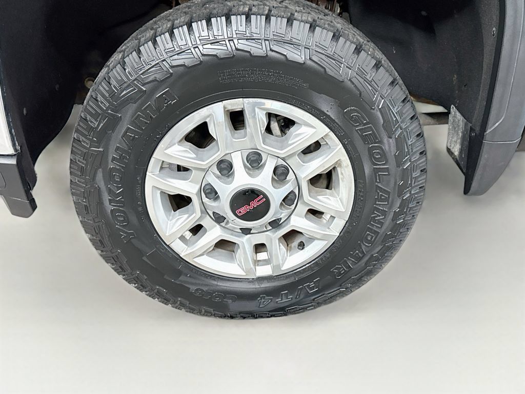 Used 2021 GMC Sierra 2500 SLE w/ X31 Off-Road Package AWD/4WD image 37