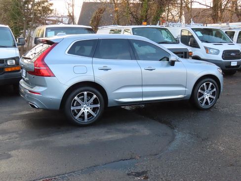 Used 2018 Volvo XC60 T6 Inscription w/ Convenience Package image 19