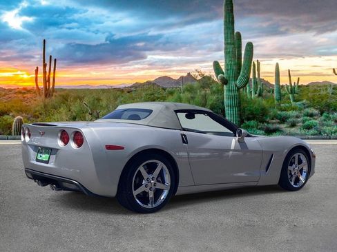 Used 2008 Chevrolet Corvette Convertible w/ Preferred Equipment Group RWD image 3