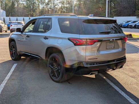 Used 2023 Chevrolet Traverse Premier w/ Redline Edition image 3