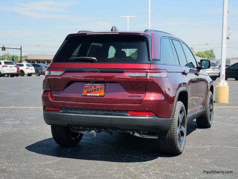 New 2025 Jeep Grand Cherokee Limited w/ Black Appearance Package image 12