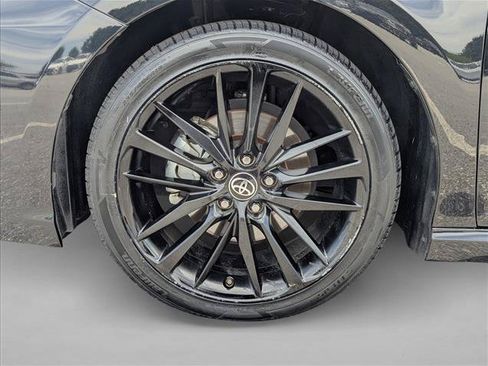 Used 2023 Toyota Camry XSE FWD image 9