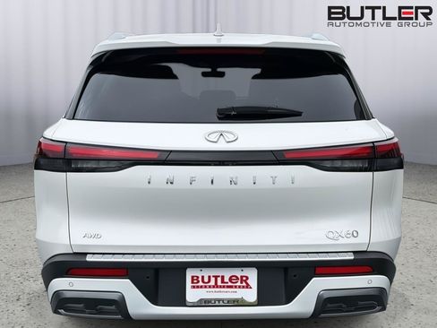 Used 2023 INFINITI QX60 Sensory w/ Cargo Package AWD/4WD image 5