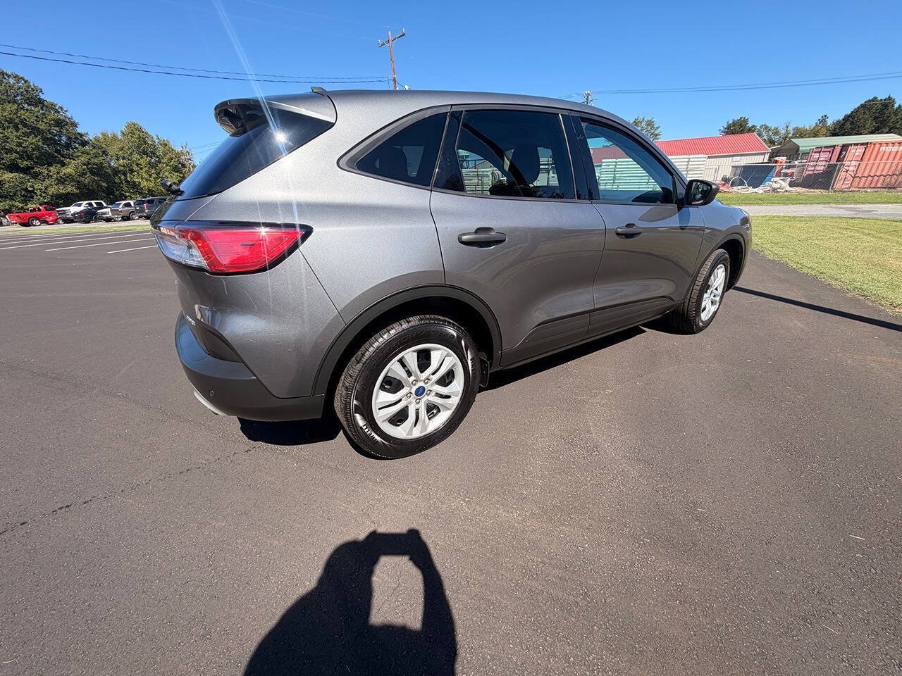 Used 2022 Ford Escape S AWD/4WD image 7