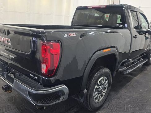 Used 2024 GMC Sierra 2500 SLE w/ SLE Value Package AWD/4WD image 3