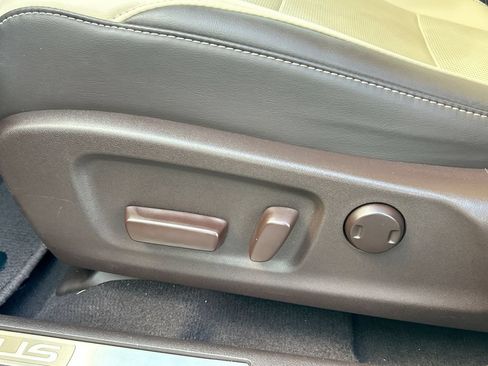 Used 2019 Lexus RX 350 FWD w/ Premium Package image 32