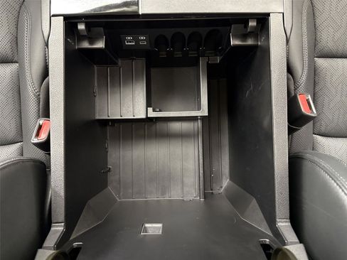 Used 2024 Toyota Tundra SR5 image 32