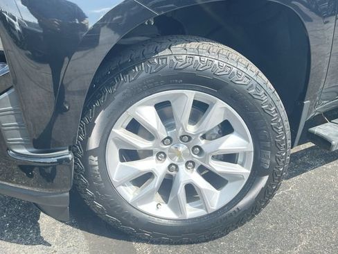 Certified 2022 Chevrolet Silverado 1500 Custom w/ Safety Confidence Package AWD/4WD image 30