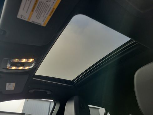 Certified 2022 Mercedes-Benz GLE 350 4MATIC image 36