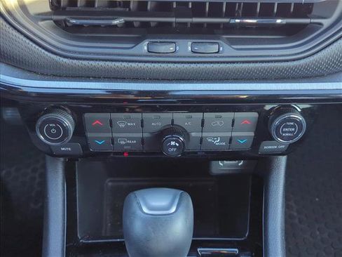 Used 2023 Jeep Compass Trailhawk w/ Trailhawk Elite Group image 19