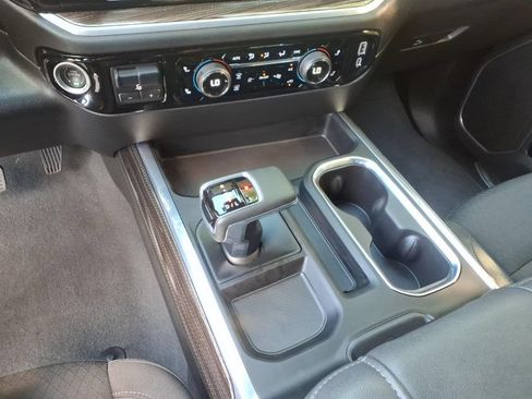 Certified 2025 Chevrolet Silverado 1500 RST AWD/4WD image 20