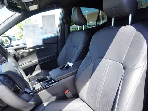 Used 2025 Toyota Camry XSE FWD image 21