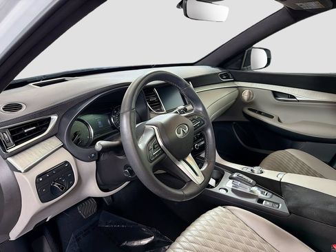 Used 2023 INFINITI QX50 Autograph AWD/4WD image 11