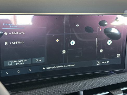 New 2025 Hyundai Tucson Limited image 18