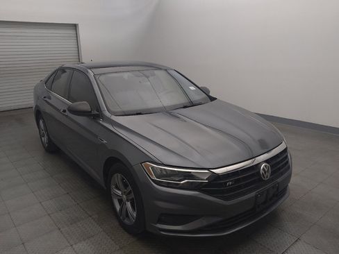 Used 2019 Volkswagen Jetta R-Line FWD image 13
