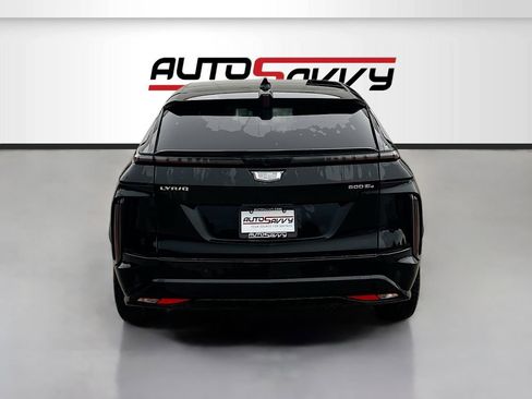 Used 2025 Cadillac Lyriq Sport AWD/4WD image 6